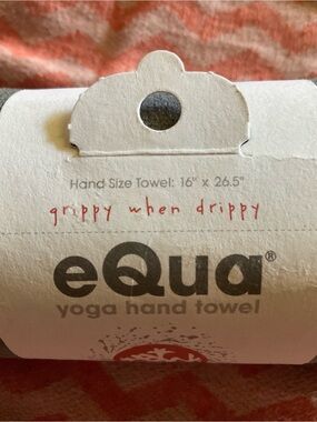 manduka eQua Yoga Hand Towel  Towel in Gray (Thunder) 16” x 26.5” New